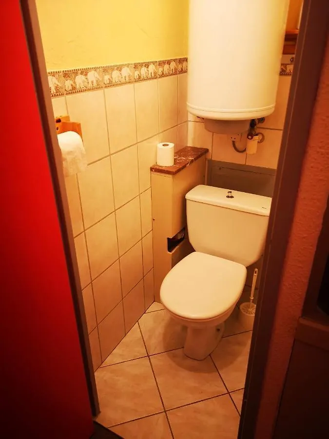 Myhome - Studio 5 Pax Plein Soleil - Propre, Bon Marche, Emplacement Top ! Тинь